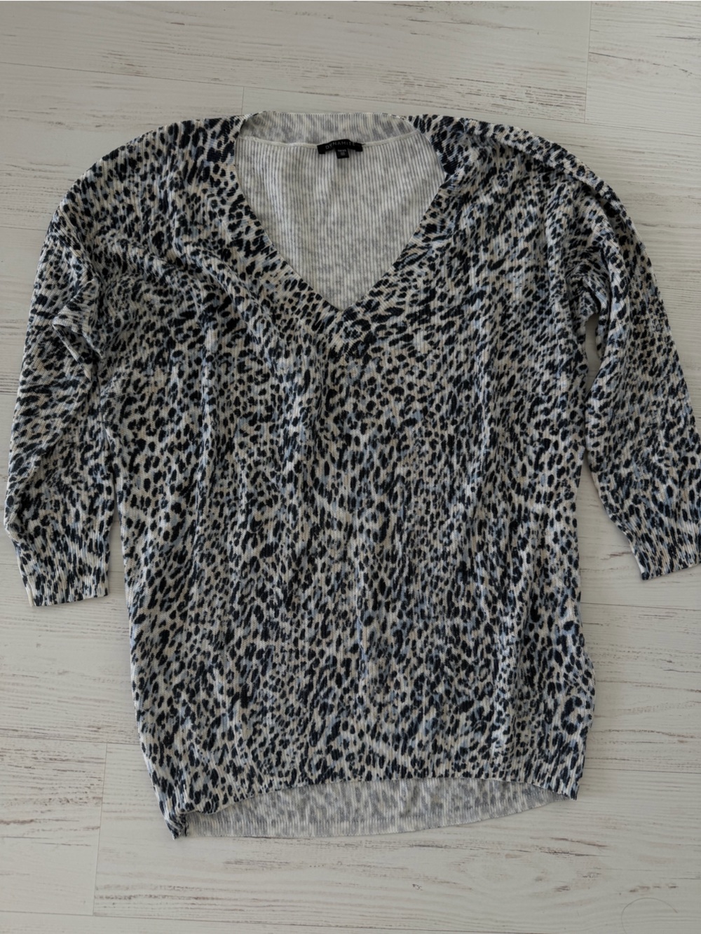 Lightweight Leopard Print V-Neck Sweater